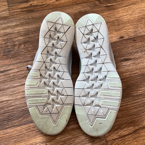 Nike Flex TR 8 - Picture 5 of 6